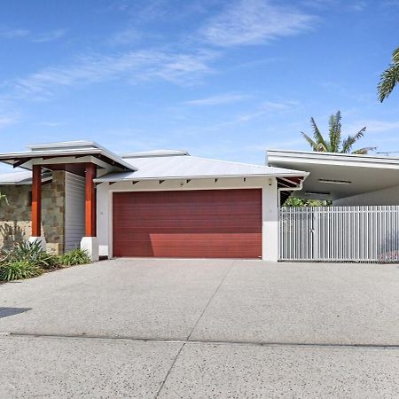בודינה Waterfront Home Bordering Mooloolaba מראה חיצוני תמונה