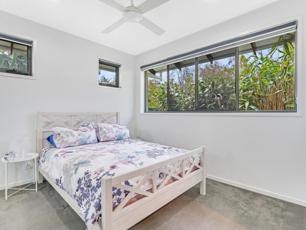 בודינה Waterfront Home Bordering Mooloolaba מראה חיצוני תמונה