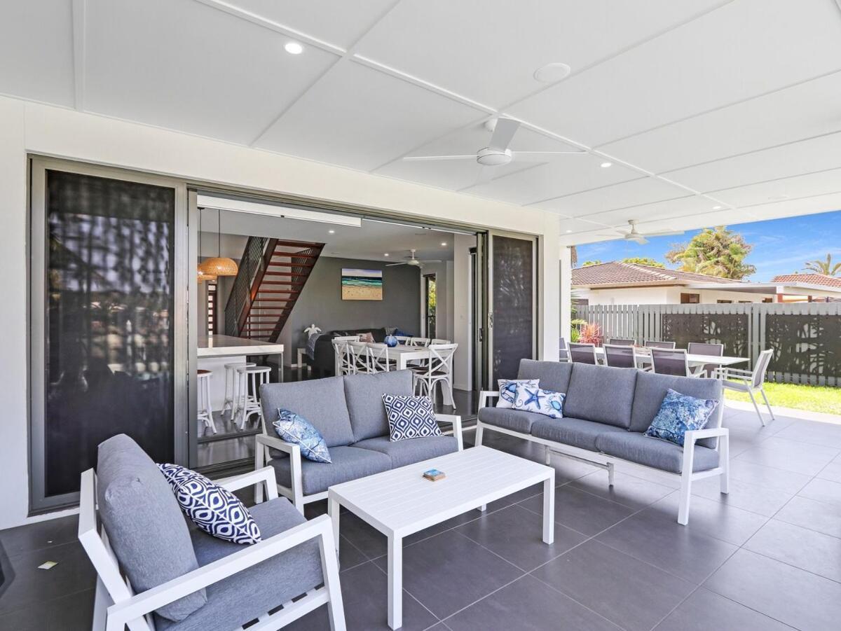 בודינה Waterfront Home Bordering Mooloolaba מראה חיצוני תמונה