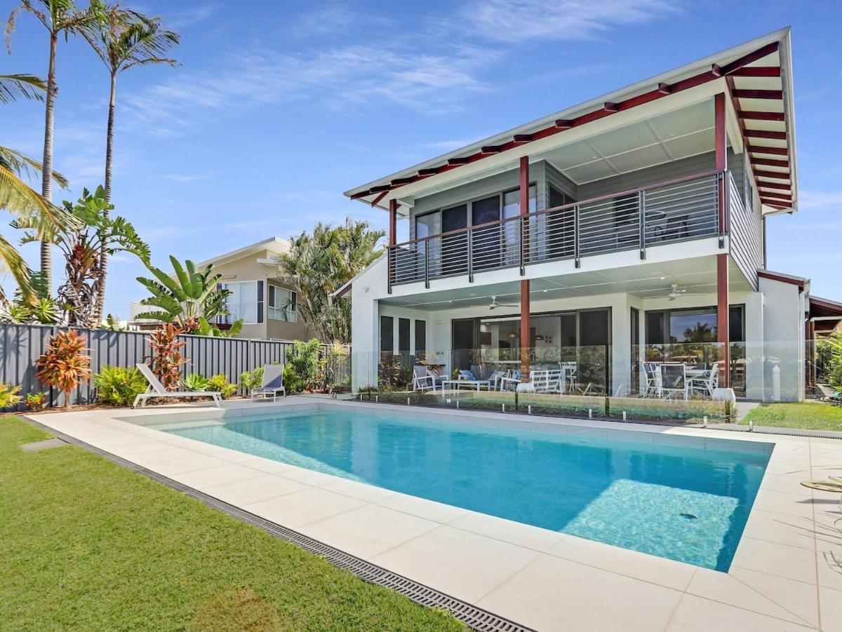 בודינה Waterfront Home Bordering Mooloolaba מראה חיצוני תמונה